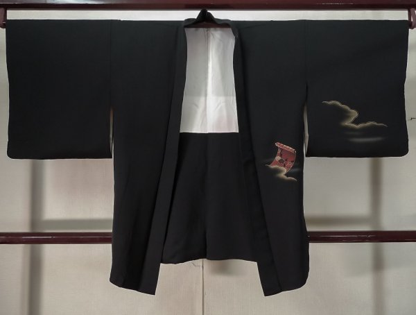 Photo1: K1008E Used Japanese   Black HAORI short jacket / Silk. UME plum bloom, Mist, Picture scroll pattern  (Grade B) (1)
