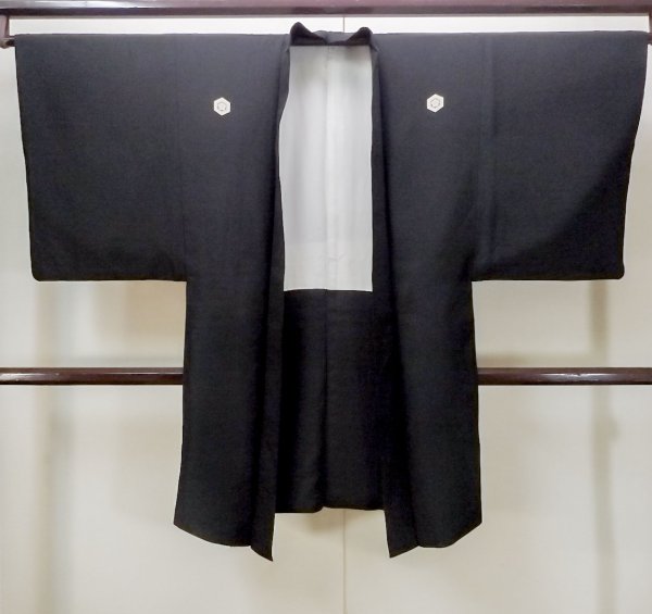 Photo1: N0306C Vintage Japanese   Black Men's Haori / Silk.    (Grade C) (1)