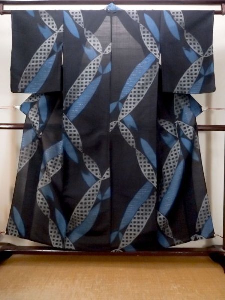 Photo1: N0312G Antique Japanese women   Black HITOE unlined / Silk. Abstract pattern   (Grade D) (1)