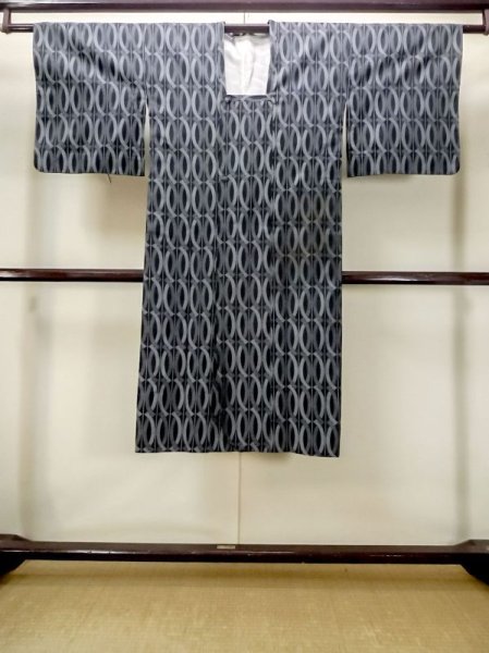 Photo1: N0321N Vintage Japanese women   Gray MICHIYUKI outer coat / Silk. Geometrical pattern   (Grade C) (1)