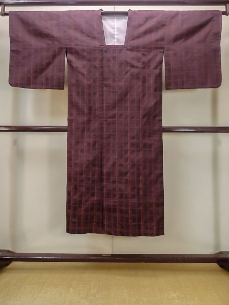 Photo1: Mint N0322B Vintage Japanese women   Purple Rain coat / Synthetic. Plaid Checks   (Grade A) (1)