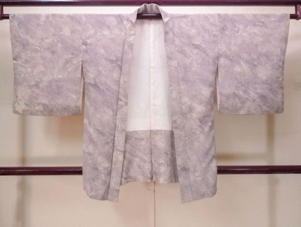 Photo1: N0529H Vintage Japanese women  Grayish Purple HAORI short jacket / Silk. Wood grain pattern   (Grade C) (1)