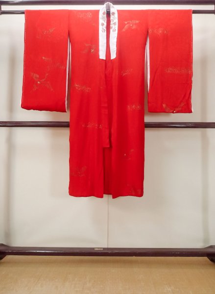 Photo1: N0629F Antique Japanese women   Red Kids/Girls / Silk. Crane W/embroidary half collar. Base woven pattern: Folding fan, Tortoise-shell pattern(Hexagonal pattern), KUMIHIMO rope with tassels  (Grade B) (1)