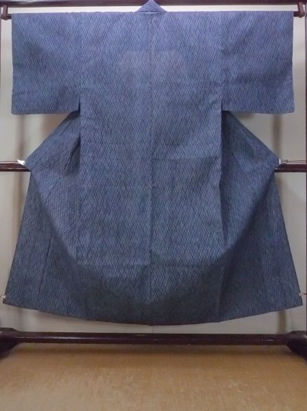 Photo1: N0731A Vintage Japanese kimono  Grayish Light Blue Men's Yukata for Men / Cotton. Abstract pattern   (Grade D) (1)