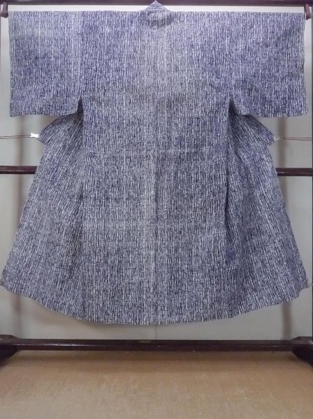 Photo1: N0731E Vintage Japanese   Indigo Blue YUKATA summer(made in Japan) / Cotton. Broken ice pattern,   (Grade D) (1)