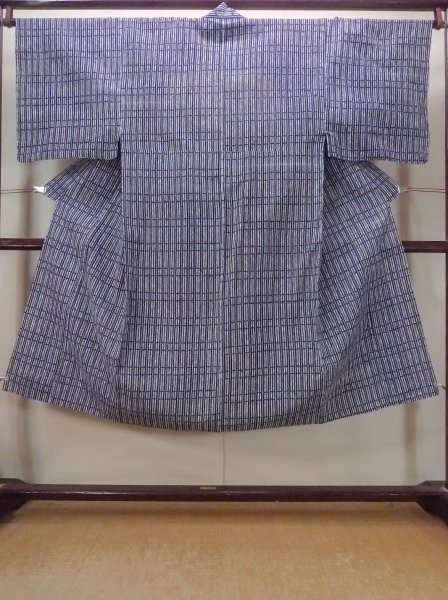 Photo1: N0732C Vintage Japanese kimono   Gray Men's Yukata for men / Cotton. Quadrangle,   (Grade B) (1)