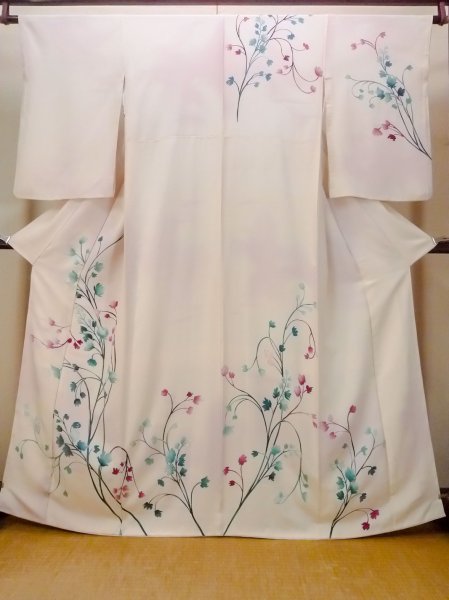 Photo1: N0814S Vintage Japanese women  Light Pink HOUMONGI formal / Silk. Flower,   (Grade B) (1)