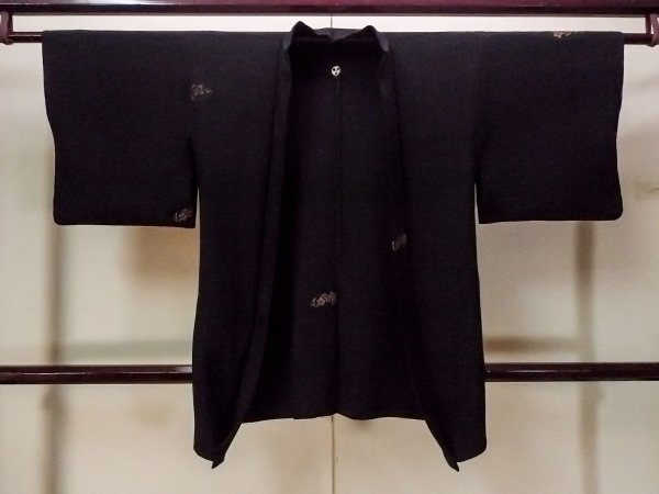 Photo1: N0930C Vintage Japanese kimono   Black HAORI short jacket for women / Silk. Chrysanthemum,   (Grade B) (1)