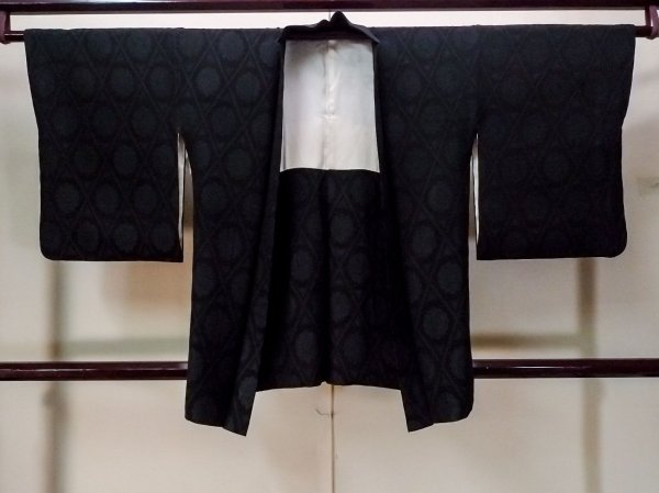 Photo1: N0930F Vintage Japanese kimono   Black HAORI short jacket for women / Silk. Chrysanthemum,   (Grade C) (1)