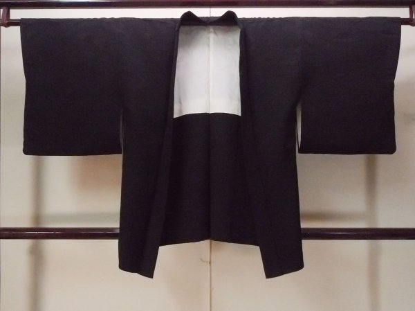 Photo1: N0930R Vintage Japanese kimono   Black HAORI short jacket for women / Silk.    (Grade B) (1)