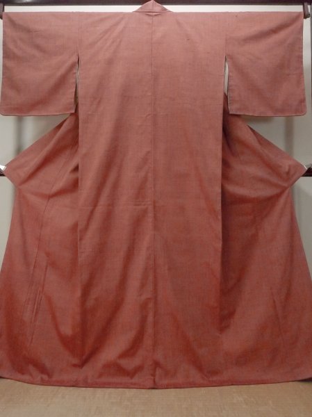 Photo1: N1007L Vintage Japanese kimono  Grayish Vermilion TSUMUGI pongee for women / Silk.    (Grade B) (1)