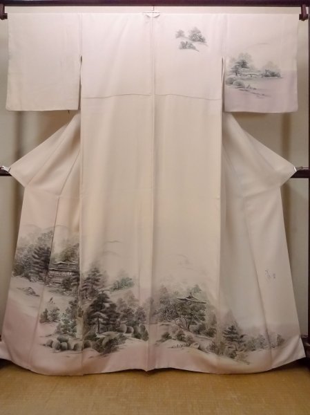 Photo1: N1126N Used Japanese kimono  Purplish Ivory HOUMONGI formal for women / Silk. Temple,   (Grade B) (1)