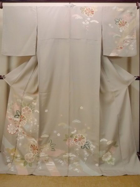 Photo1: N1126P Used Japanese kimono  Pale Beige HOUMONGI formal for women / Silk. SAKURA cherry blossom,   (Grade C) (1)