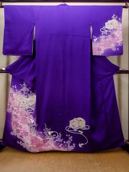 Photo1: N1126R Vintage Japanese kimono  Shiny Purple HOUMONGI formal for women / Silk. UME plum bloom, Letter box pattern  (Grade B) (1)