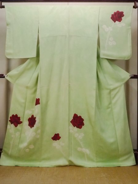 Photo1: N1127B Vintage Japanese kimono  Pale Yellowish Green TSUKESAGE formal for women / Silk. Rose,   (Grade B) (1)