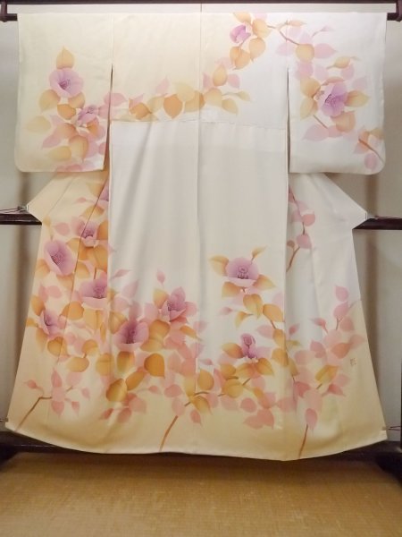 Photo1: N1210K Used Japanese kimono  Light Ivory HOUMONGI formal for women / Silk. Camellia,   (Grade B) (1)